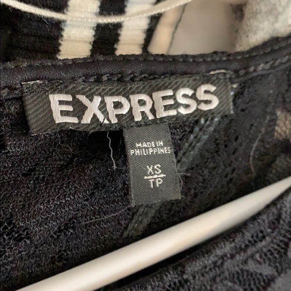 Little black lace dress. XS EXPRESS. GUC - Picture 4 of 5